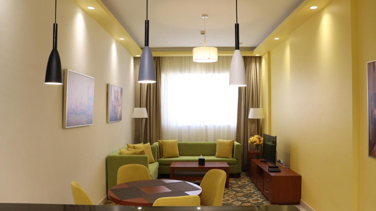 Al Riyadh Hotel Apartments Abu Dhabi Buitenkant foto