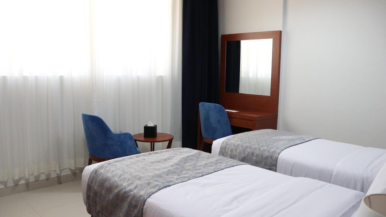 Al Riyadh Hotel Apartments Abu Dhabi Buitenkant foto