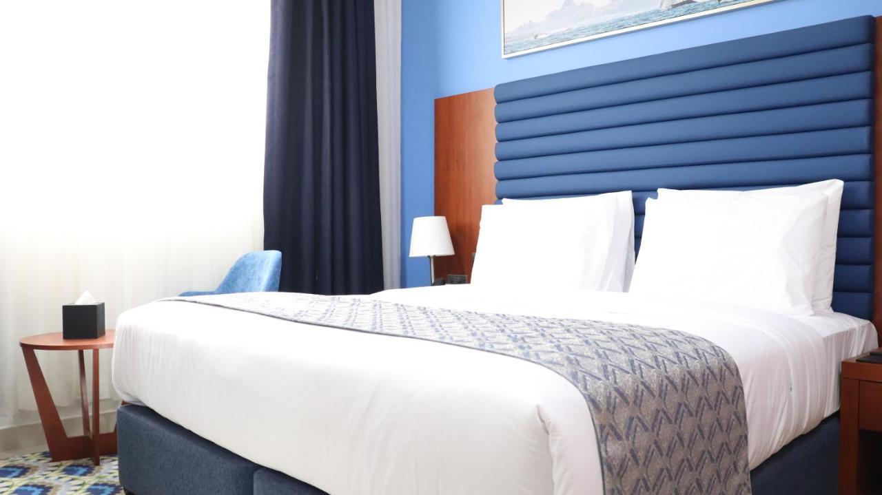 Al Riyadh Hotel Apartments Abu Dhabi Buitenkant foto