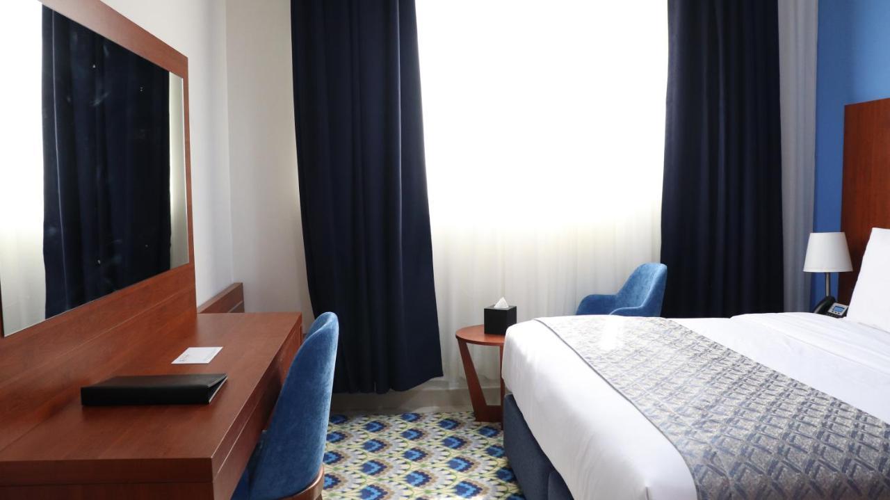 Al Riyadh Hotel Apartments Abu Dhabi Buitenkant foto